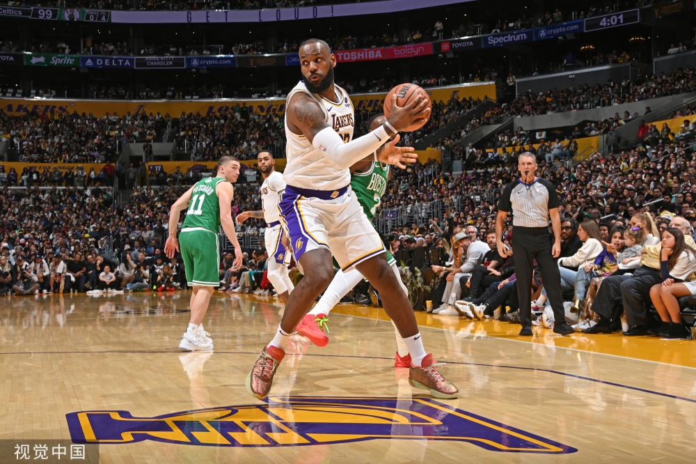 荷兰队仍然 荷兰队仍然