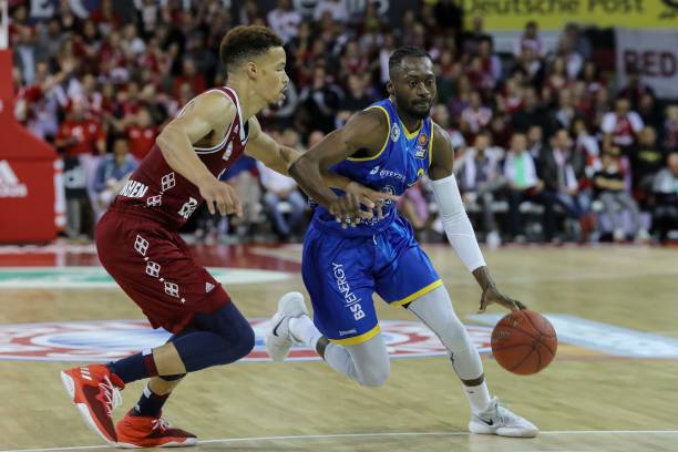 更是资本 更是资本