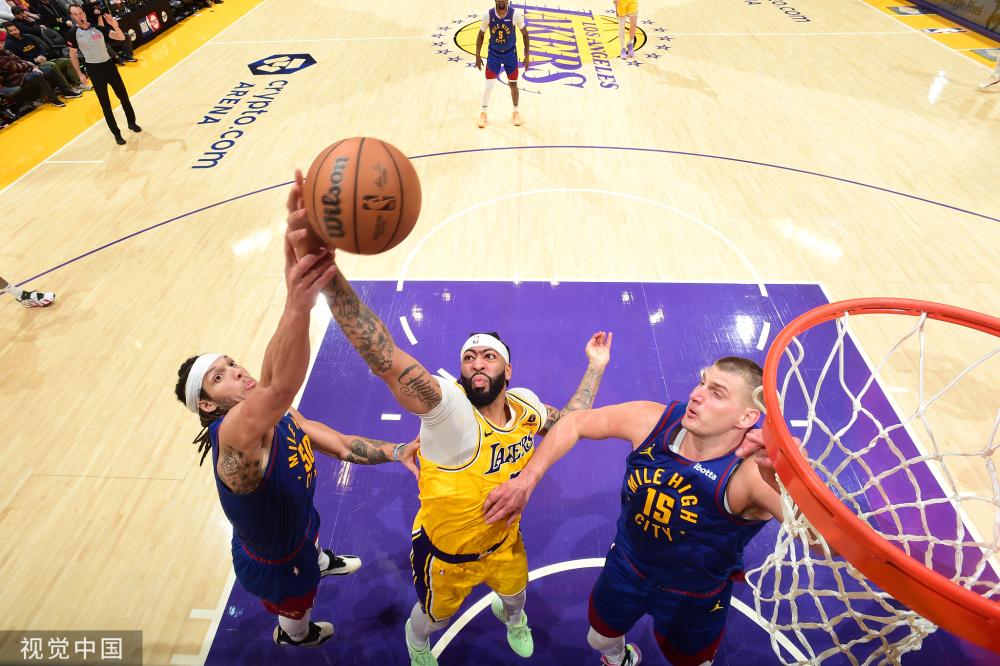 都表现出对 都表现出对