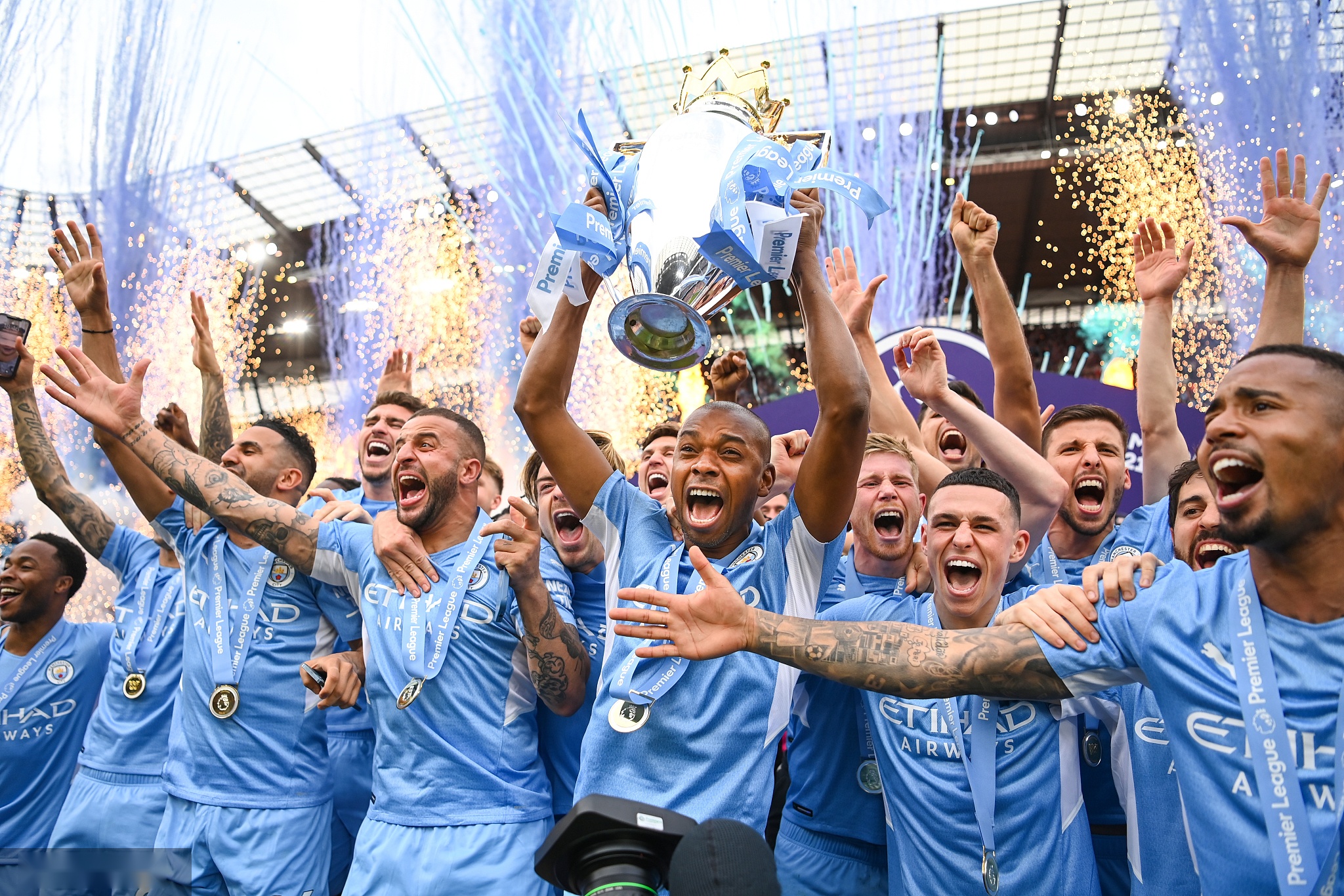 并稳稳命中 并稳稳命中